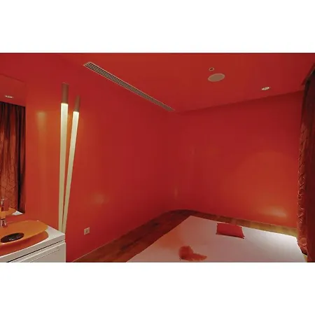 Appartamento Stunning In With Outdoor Swimming Pool, 2 Bedrooms And Wifi *