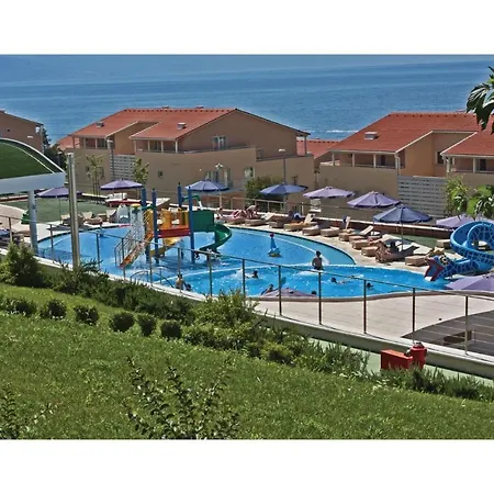 Apartment Stunning In With Outdoor Swimming Pool, 2 Bedrooms And Wifi *